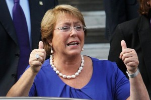 Bachelet pulgares