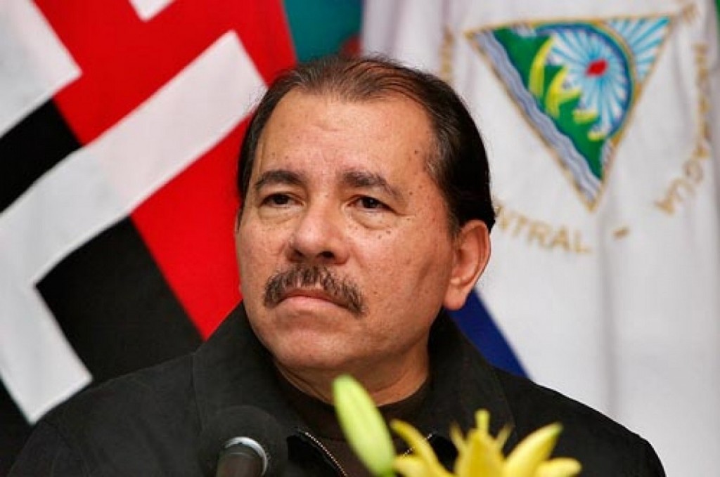El Presidente de Nicaragua, atento a las observaciones y preguntas