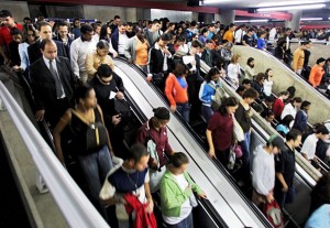Hora punta en el metro de  Sao Paulo