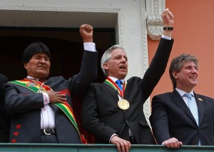 Evo Morales, Alvaro García Linera y el vicepresidente de Argentina, Amado Boudou