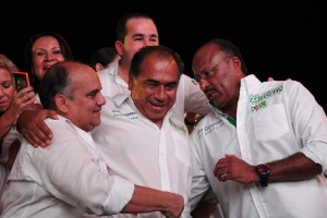 Los candidatos del PRI celebran su victoria. Foto. Efe